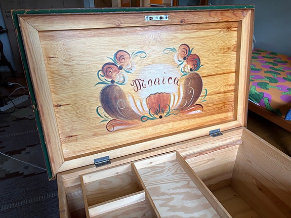 Product image 6 of 8