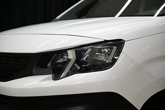Peugeot Partner 3 of 5
