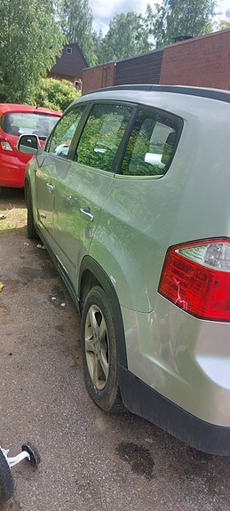 Chevrolet Orlando 2 of 5