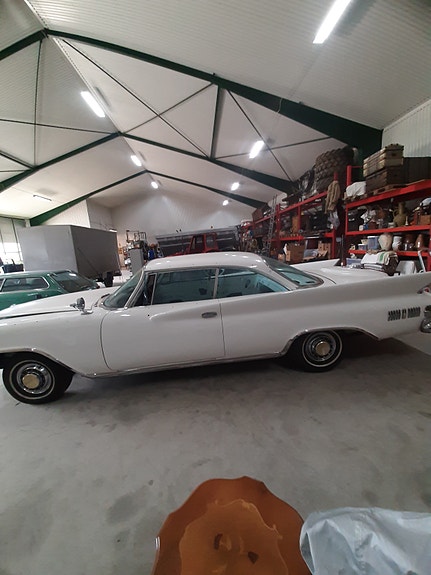 Chrysler New Yorker 6 of 10