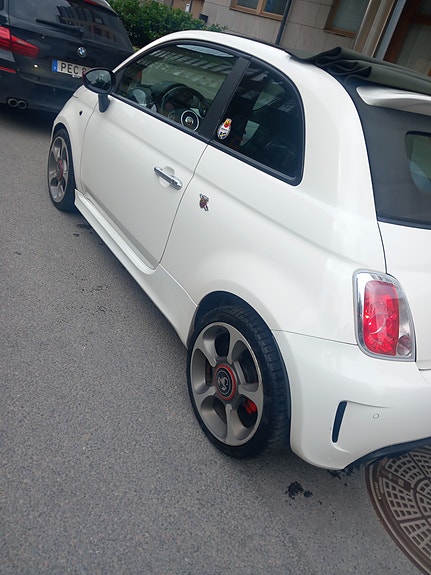 Fiat 500 2 of 5