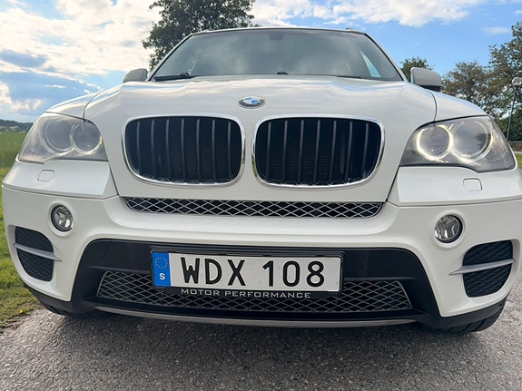BMW X5 M 8 of 17