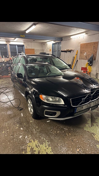 Volvo XC70 3 of 5