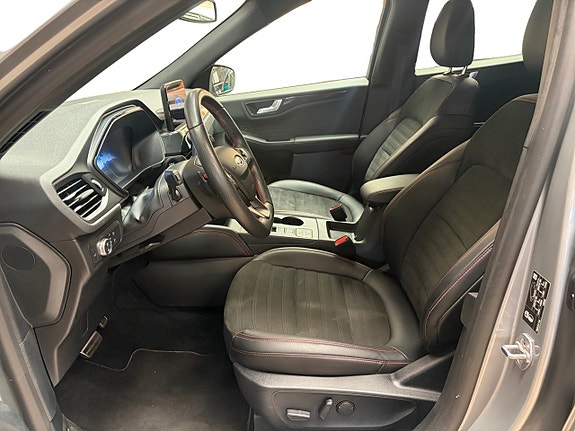 Ford Kuga 12 of 18
