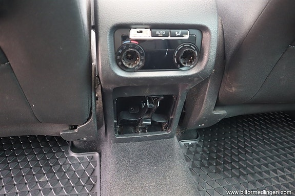 Volkswagen Sharan 17 of 23