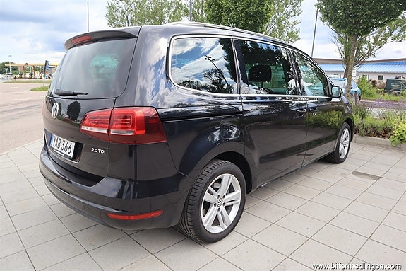 Volkswagen Sharan 3 of 5
