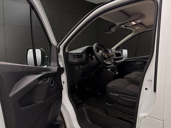 Nissan Primastar 14 of 29
