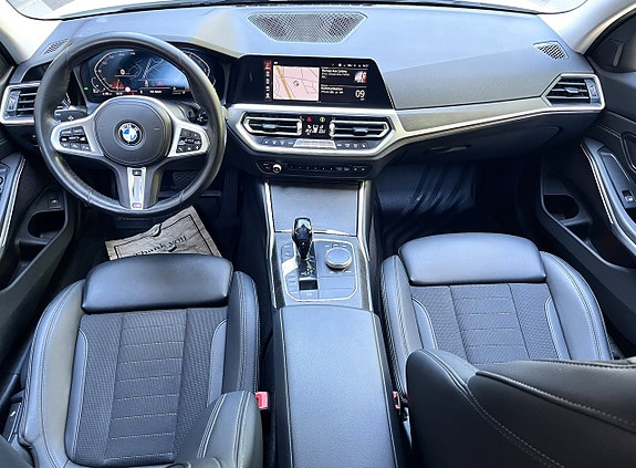 BMW 320d 8 of 13