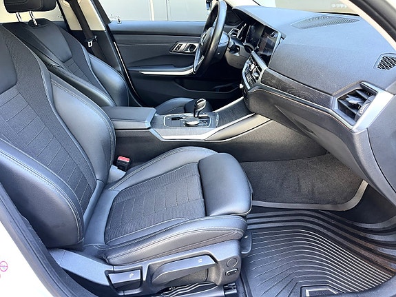 BMW 320d 9 of 13