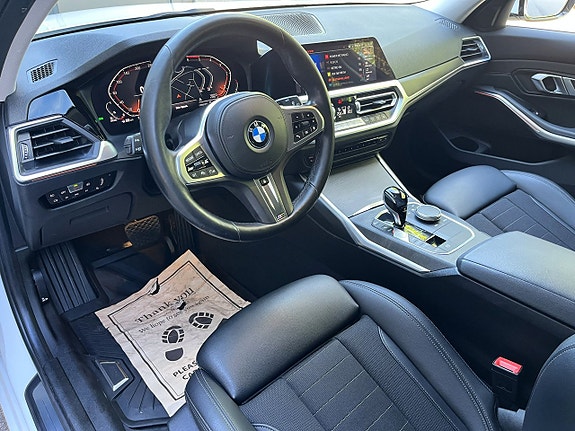 BMW 320d 6 of 13