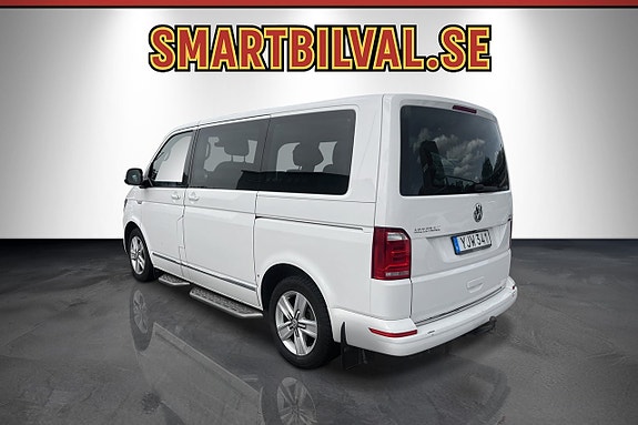 Volkswagen Multivan 4 of 18