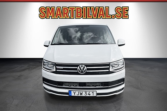 Volkswagen Multivan 9 of 18