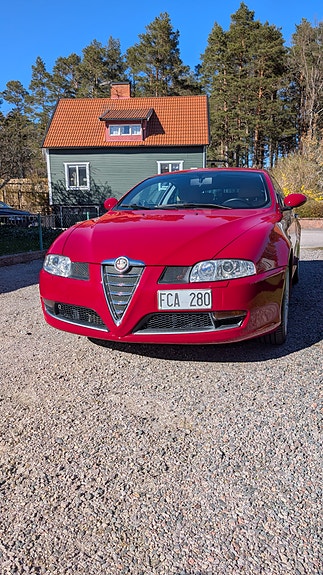 Alfa Romeo GT 3 of 5