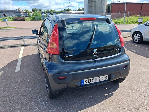Peugeot 107 3 of 5
