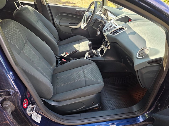 Ford Fiesta 11 of 11