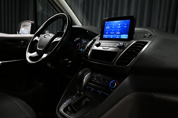 Ford Transit Connect 25 of 26