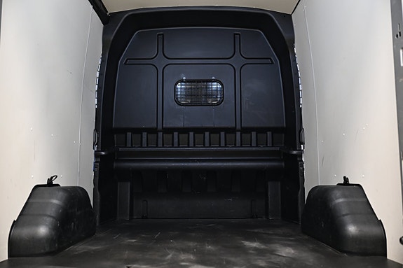 Ford Transit 8 of 30