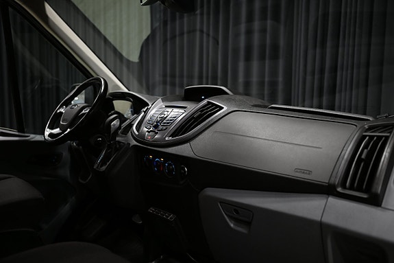 Ford Transit 15 of 30
