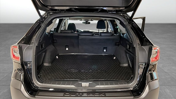 Subaru Outback 10 of 13