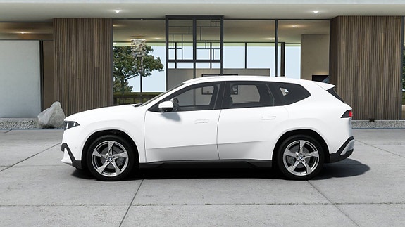 BMW iX3 4 of 4