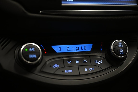 Toyota Yaris 17 of 27