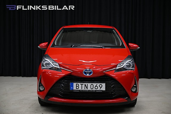 Toyota Yaris 9 of 27