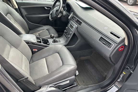 Volvo V70 14 of 20