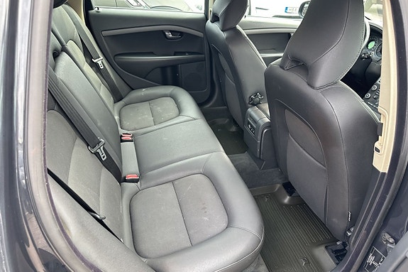 Volvo V70 17 of 20