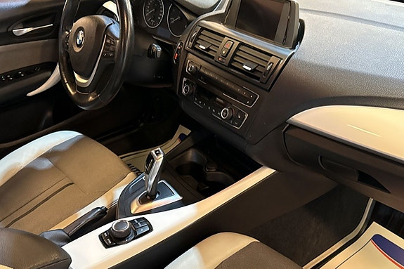 BMW 118d 8 of 11