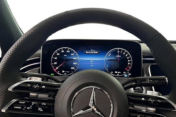 Mercedes-Benz E300 9 of 14