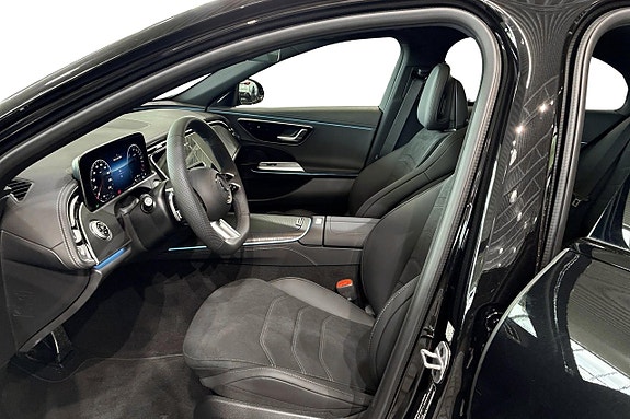 Mercedes-Benz E300 11 of 14