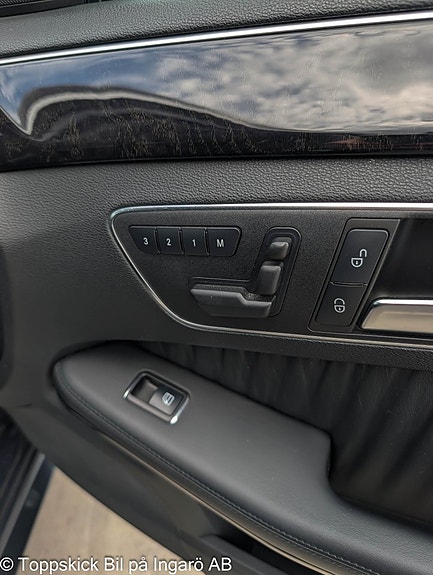 Mercedes-Benz E50 11 of 23