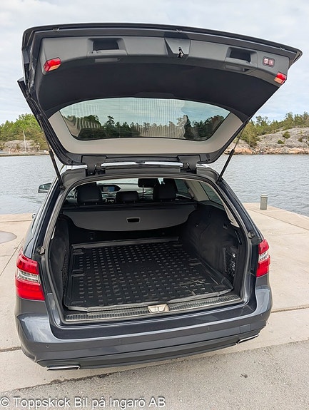 Mercedes-Benz E50 16 of 23