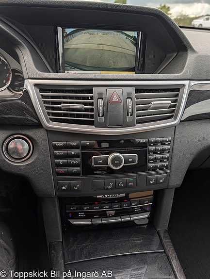Mercedes-Benz E50 22 of 23