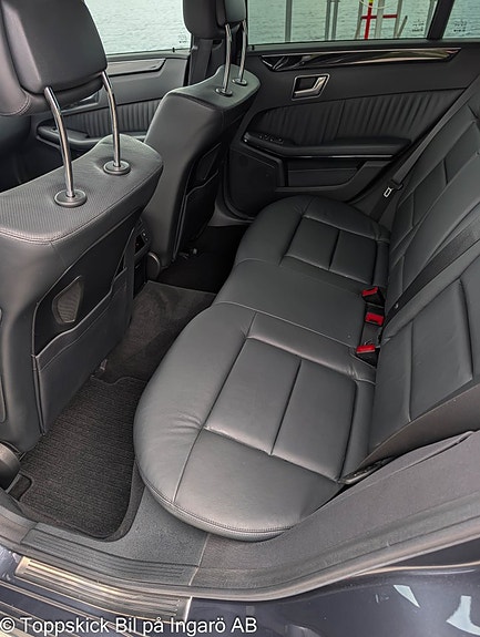 Mercedes-Benz E50 13 of 23
