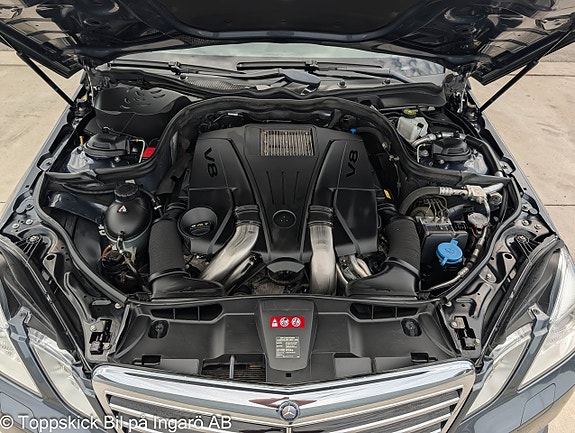 Mercedes-Benz E50 19 of 23