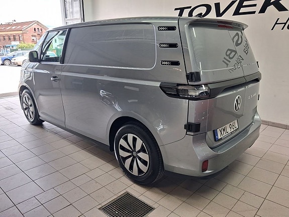 Volkswagen ID. Buzz 3 of 5