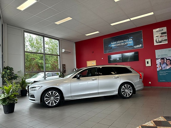 Volvo V90 3 of 5