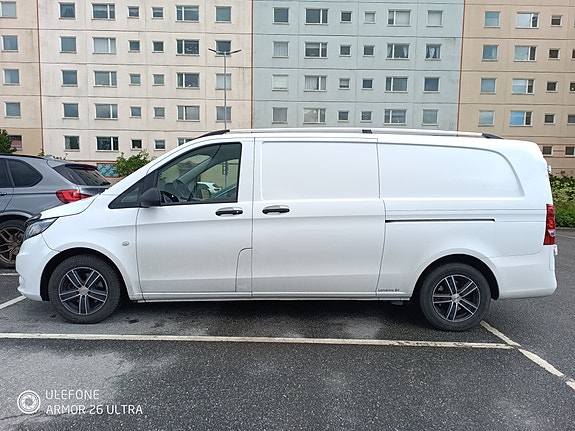 Mercedes-Benz Vito 110 2 of 4