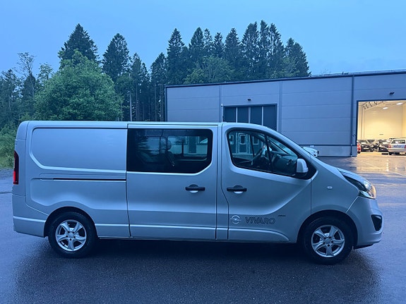 Opel Vivaro 4 of 5