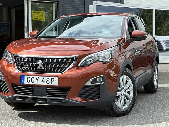 Peugeot 3008 2 of 5