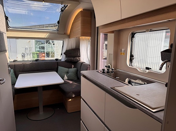 Adria 502 ADORA UL Långbäddar 9 of 11