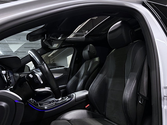 Mercedes-Benz E200 20 of 26