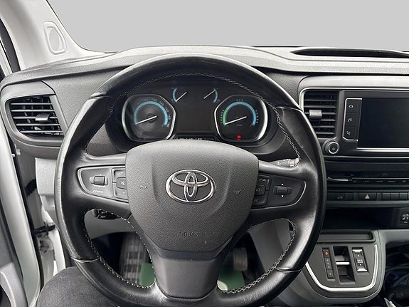 Toyota Proace 10 of 13