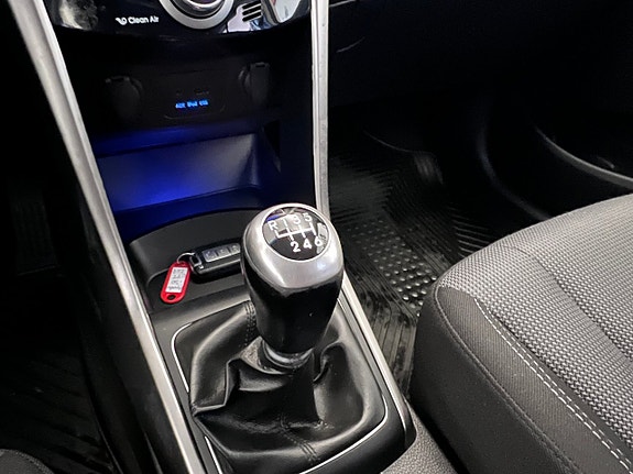 Hyundai i30 13 of 25