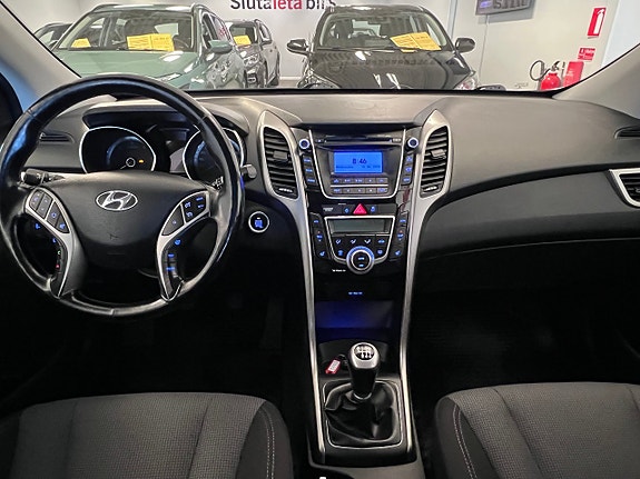 Hyundai i30 11 of 25