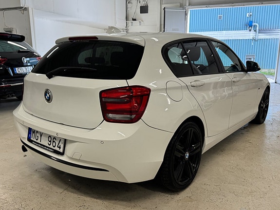 BMW 116i 5 of 5