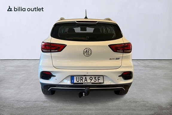 MG ZS 5 of 5
