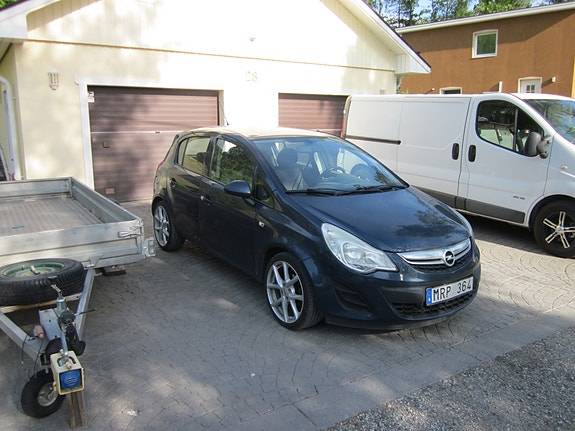 Opel Corsa 3 of 3