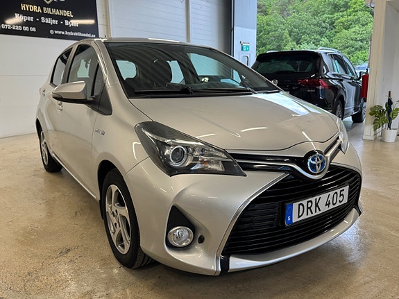 Toyota Yaris 7 of 26